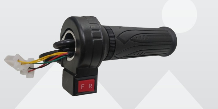 THROTTLE RH (F&R) Ty2